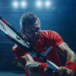 male player playing squash